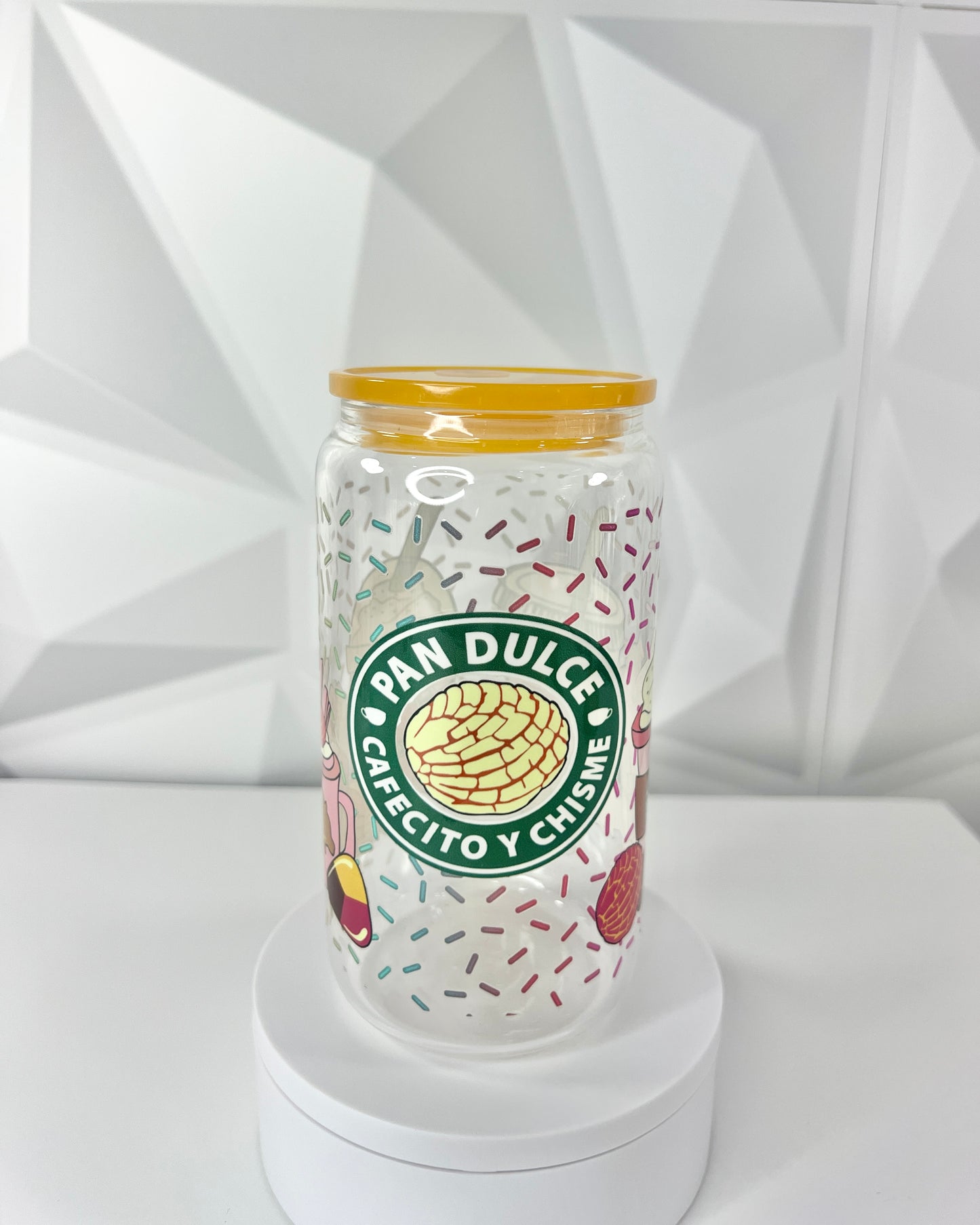 Pan Dulce Cafecito Y Chisme | 16oz Libby Glass Tumbler